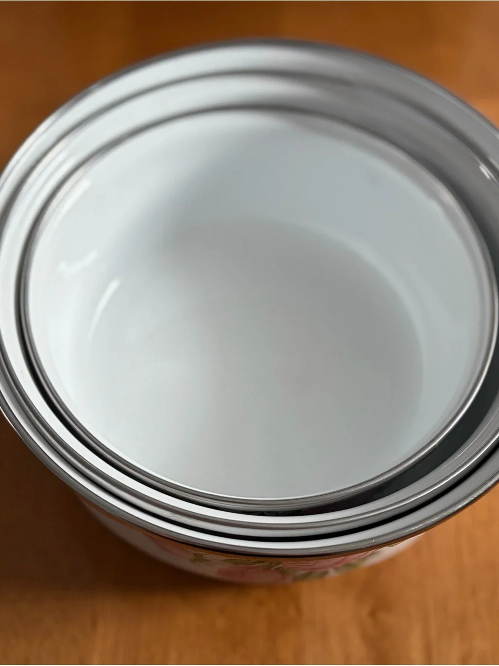 Unbranded collectible without shape